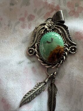 Sterling Silver Navajo turquoise feather Pendant Necklace Green and Brown stone